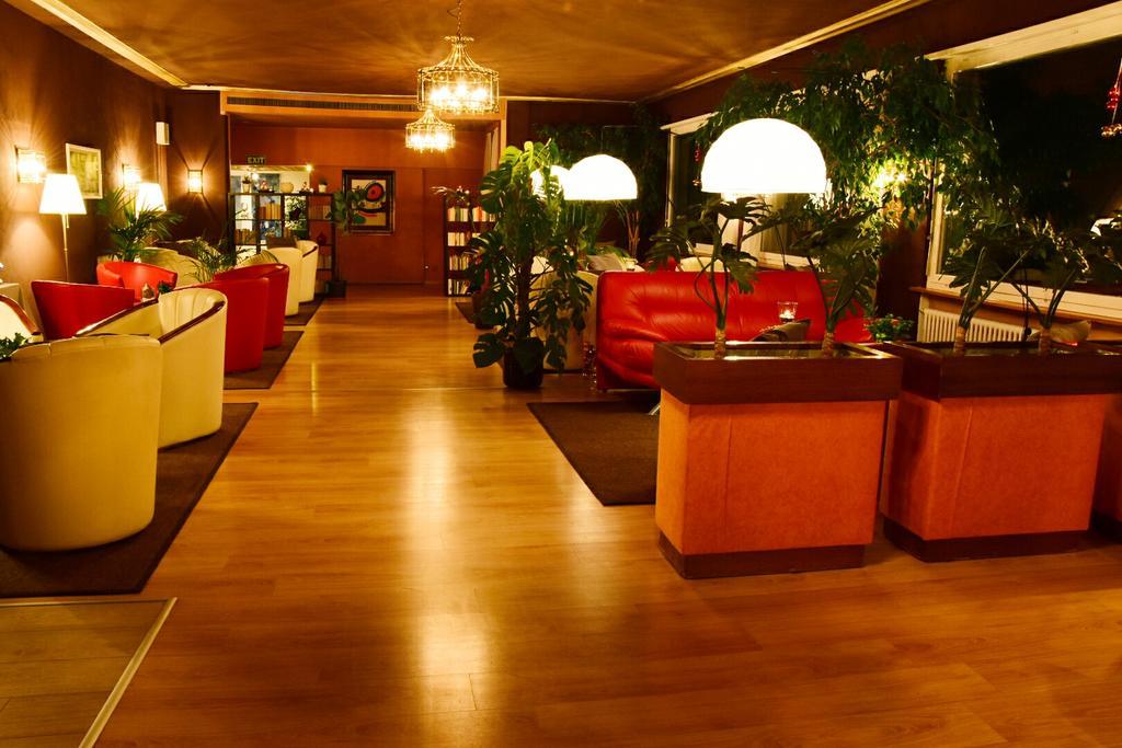 Panorama Hotel 3*
